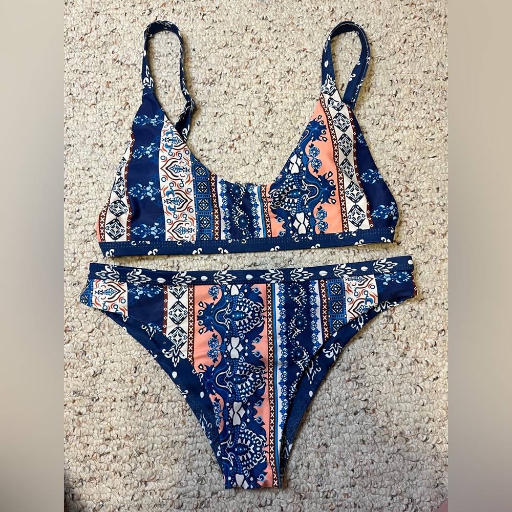 SHEIN Ornate Print Two Piece Swimsuit